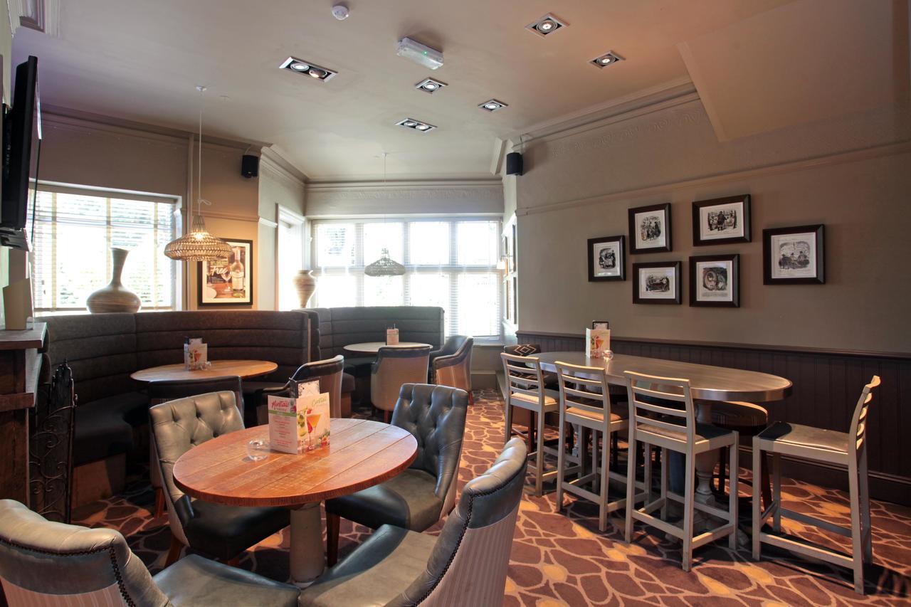 Bear Inn, Somerset By Marston'S Inns Street Exteriör bild