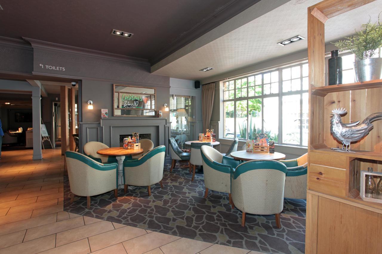 Bear Inn, Somerset By Marston'S Inns Street Exteriör bild